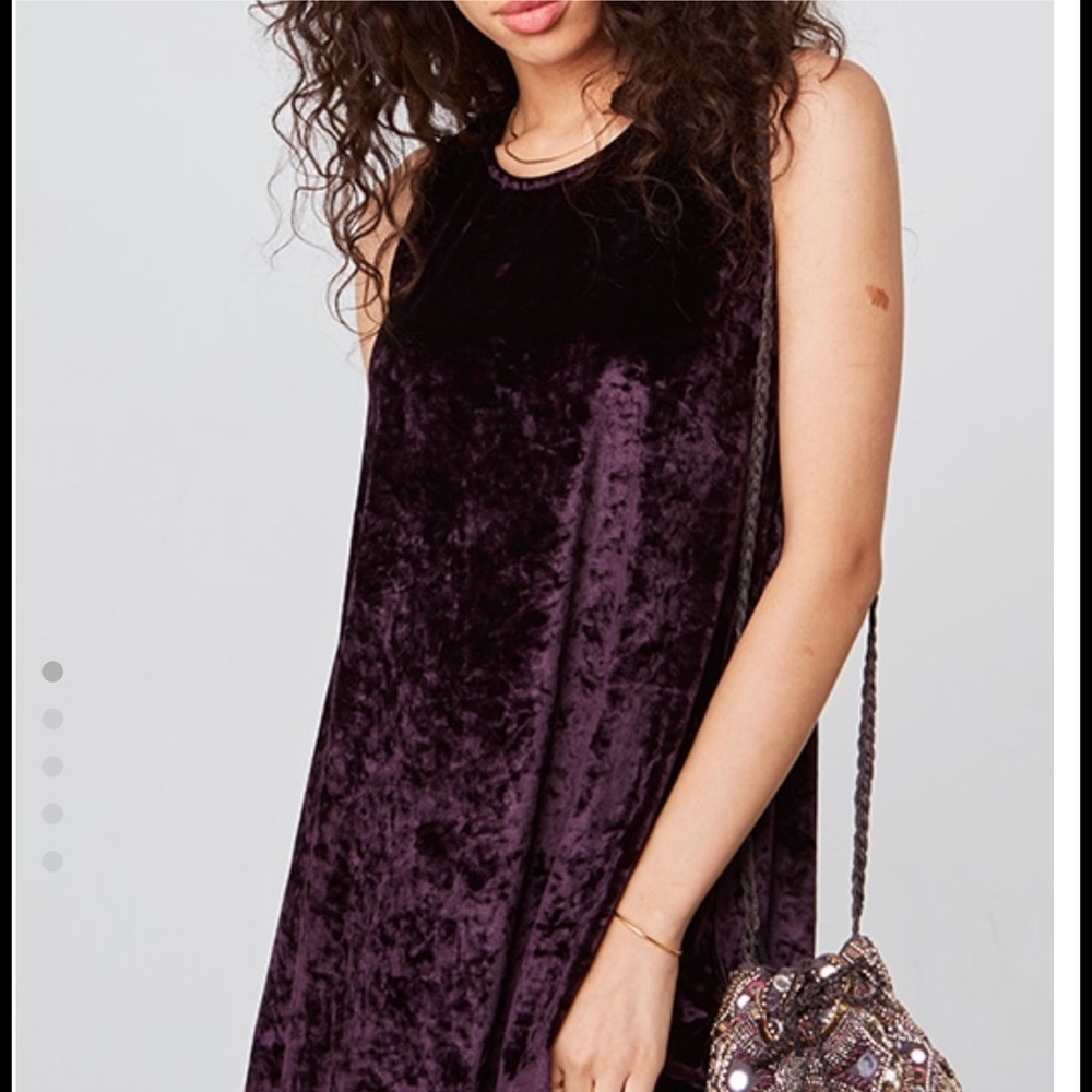 BB Dakota Velvet Dress