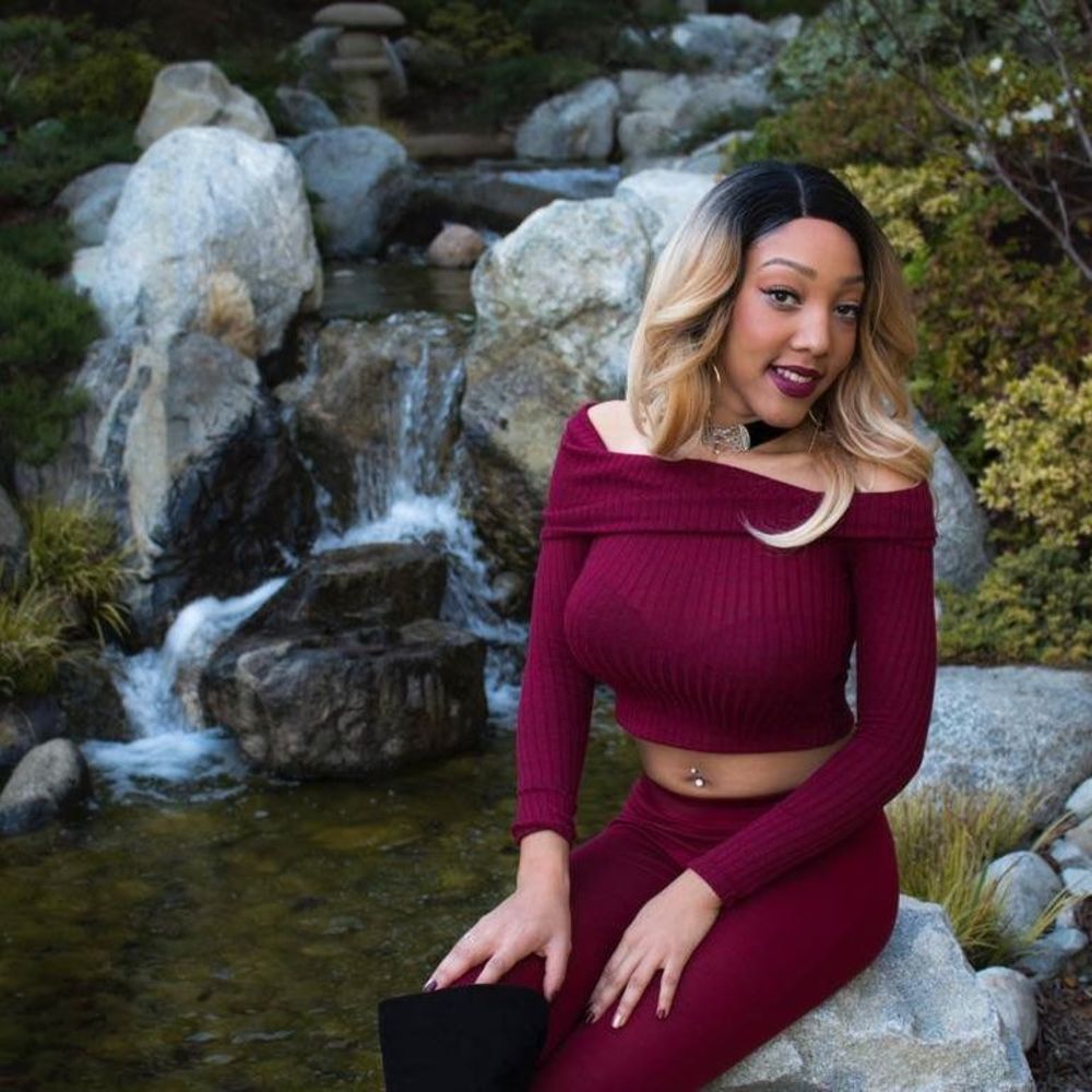 Meet your Posher, Josette