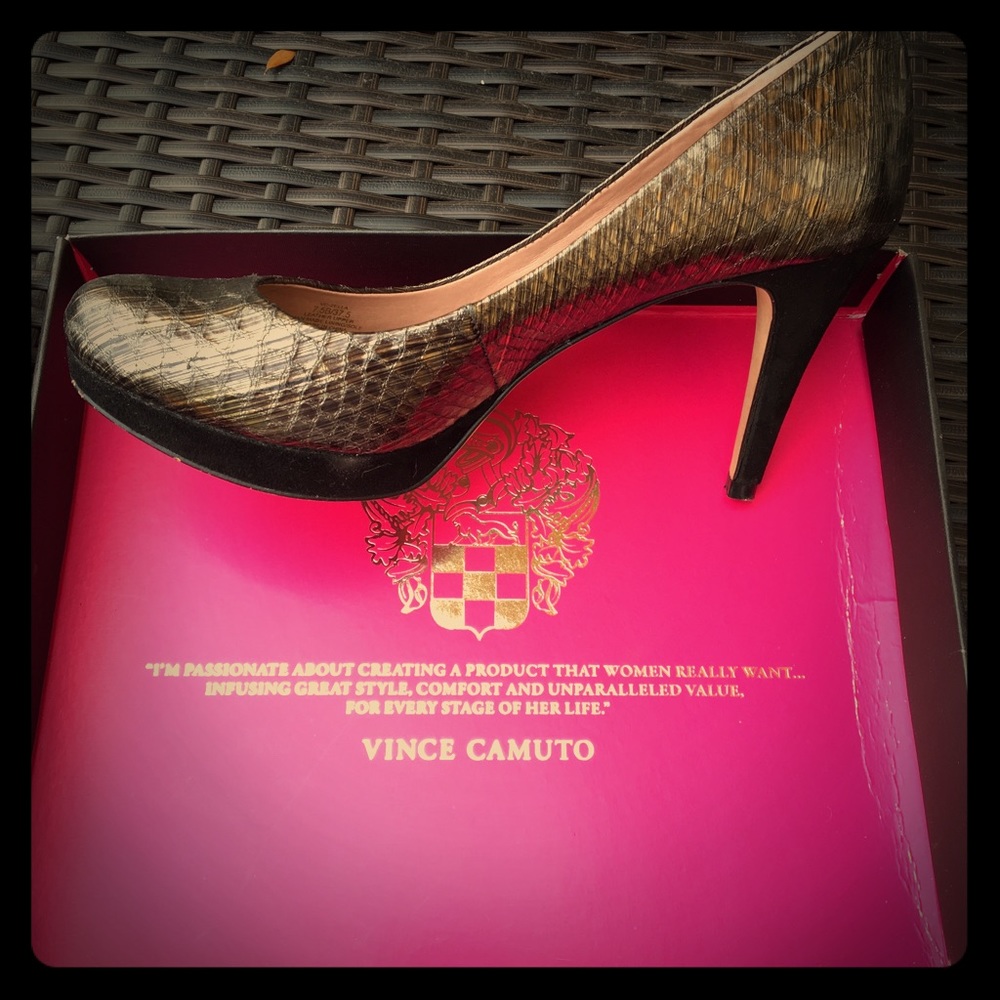 Vince Camuto metallic snakeskin heels