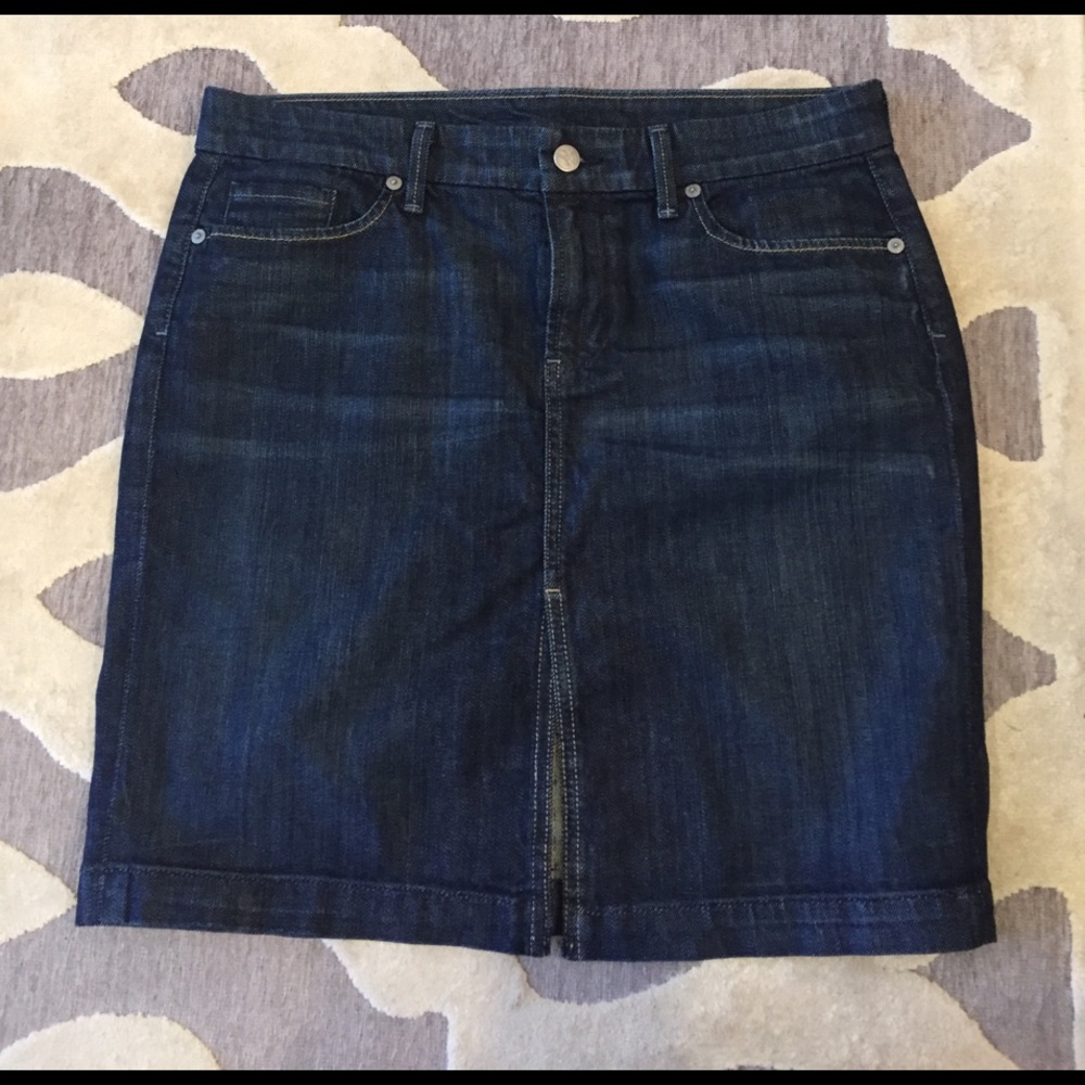 Citizens of Humanity denim skirt. Size 29.