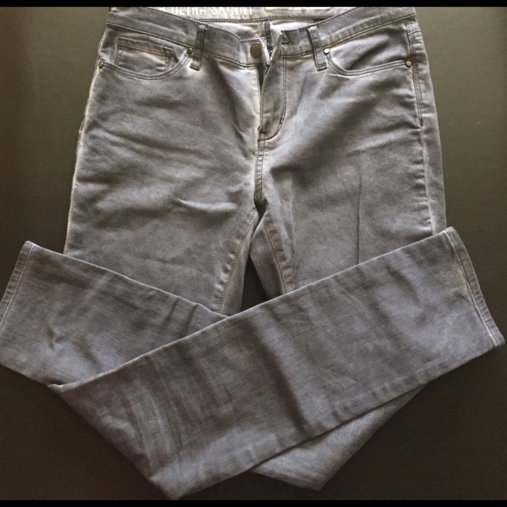 DKNY jeans elasticity