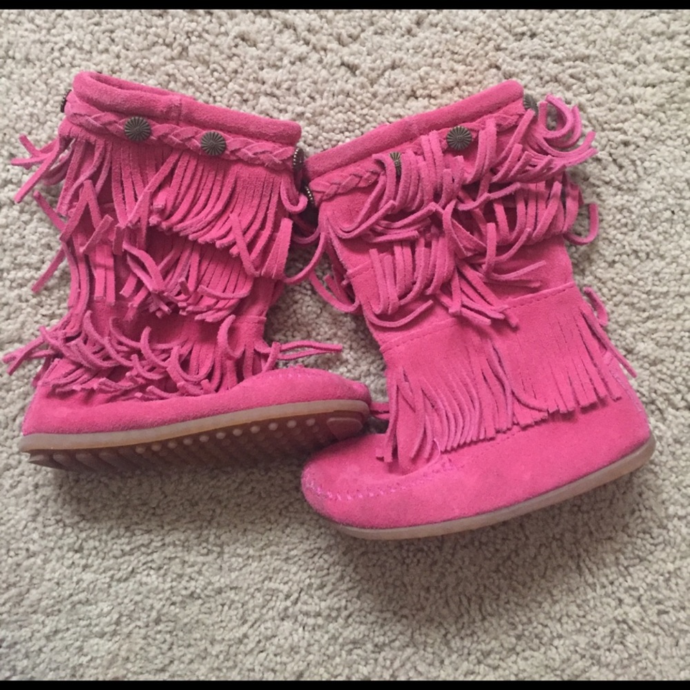 Girls Minnetonka Boots
