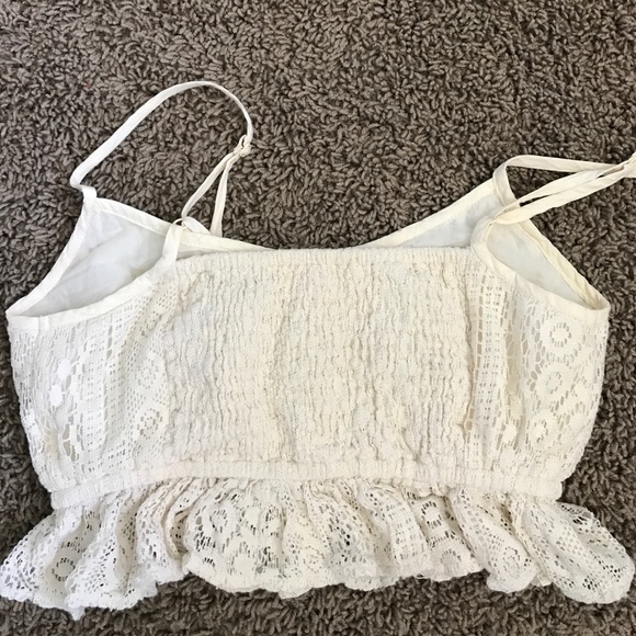 Crochet crop top - Picture 5 of 6