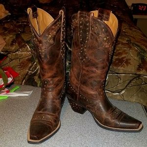 Size 8 Ariat Cowgirl Boots