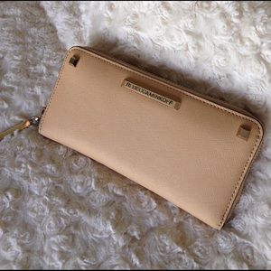 Rebecca minkoff wallet in blush -Ava Saffiano