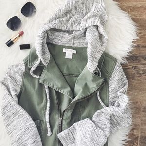 olive green utility jacket with heathered sleeves