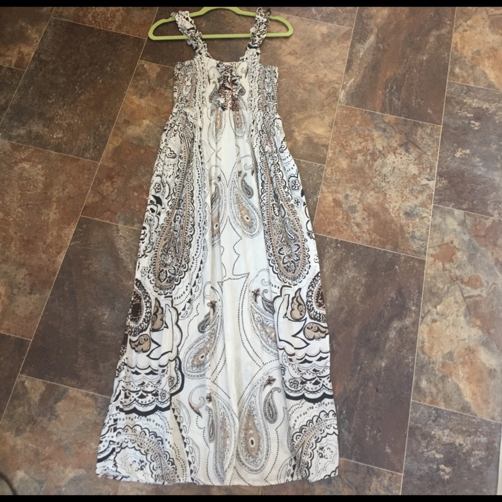 Brown and cream dress size large NWOT