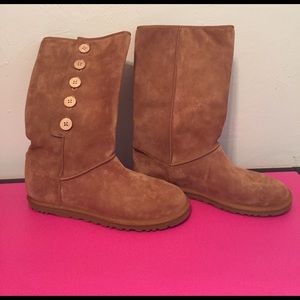 UGG lo pro boots