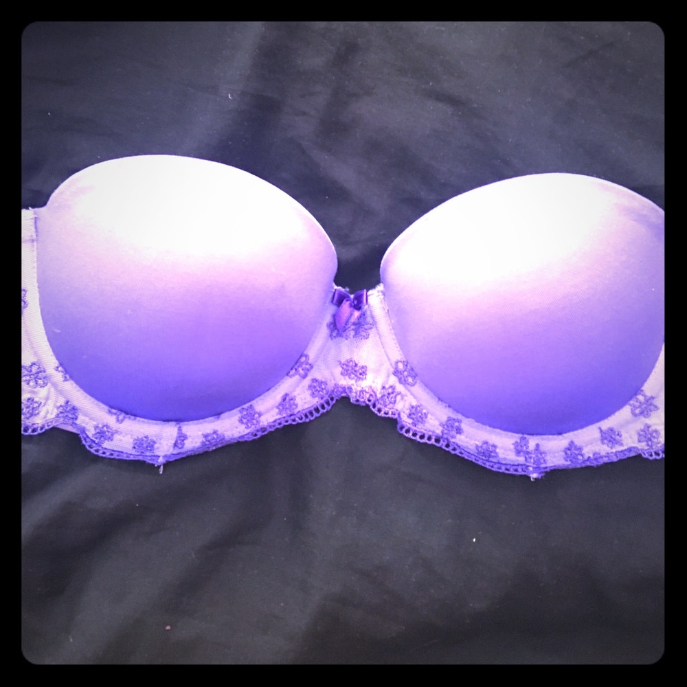 Victoria Secret strapless bra