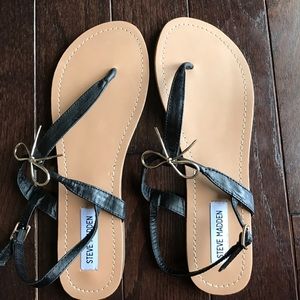 NEW Steven Madden black sandals