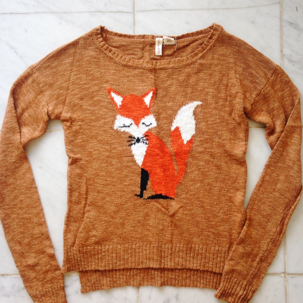 Red Camel sweater
