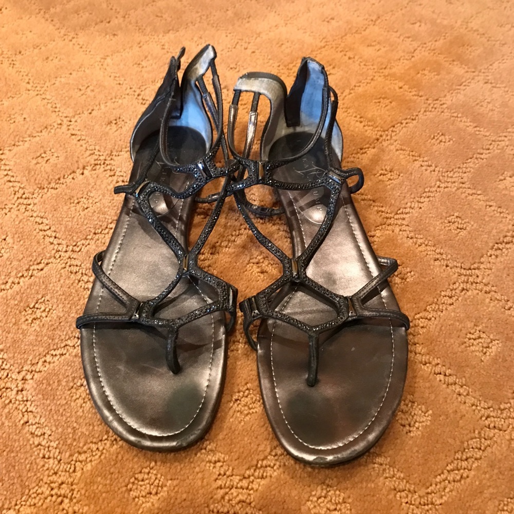 IVANKA TRUMP metal/silver gladiators