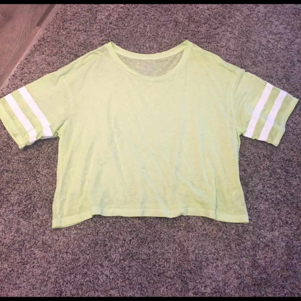 American Eagle crop top