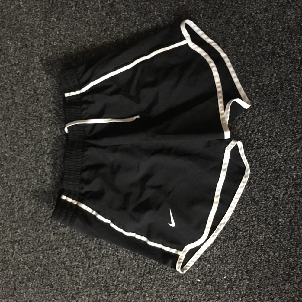 Black Nike shorts size XS