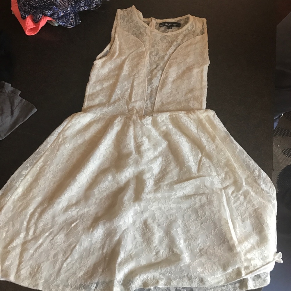 White lace dress