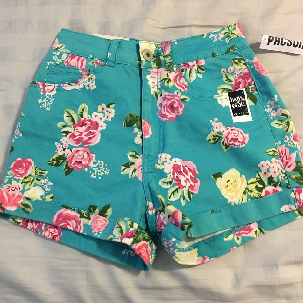NEW Women's high rise shorts