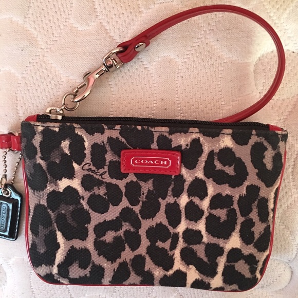 Coach wristlet - Picture 1 of 1