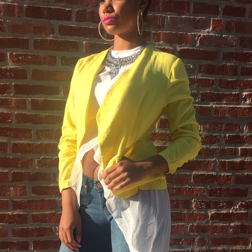 Lightweight Yellow blazer