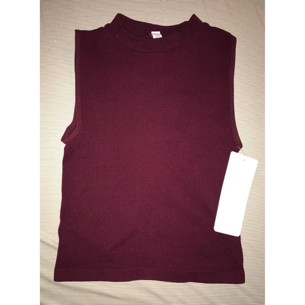 Prime Cut Maroon Burgundy High Mock Neck Crop Top - Picture 4 of 8