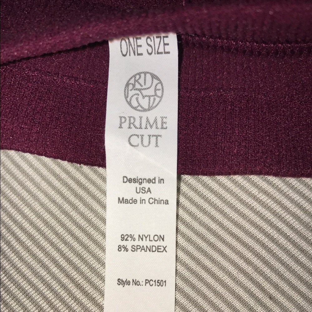 Prime Cut Maroon Burgundy High Mock Neck Crop Top - Picture 8 of 8