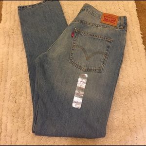 Brand New Levi 501's size 32x33