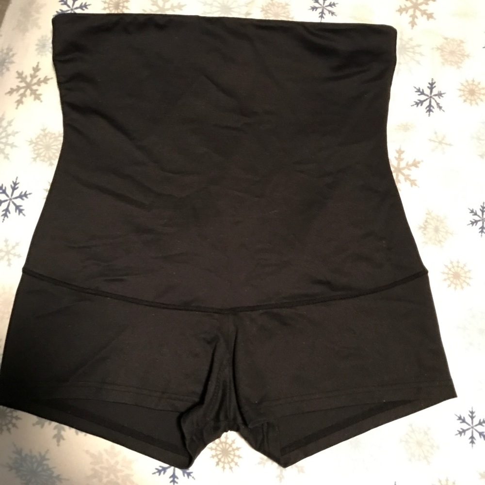Maidenform  Shapewear