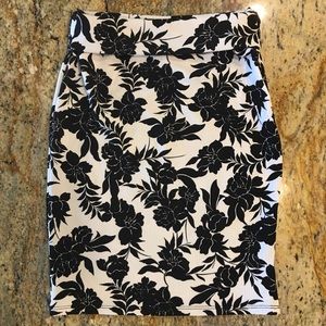 LuLaRoe Skirt