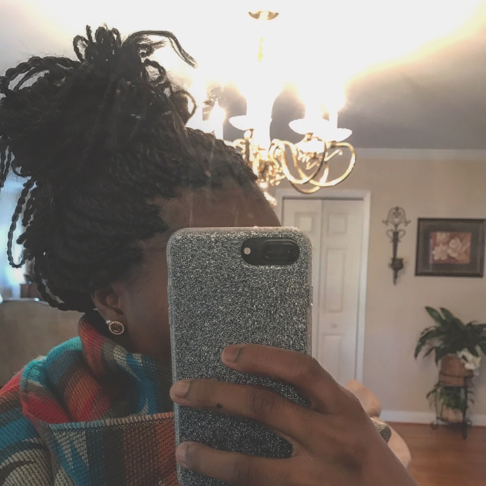 Meet your Posher, Deona