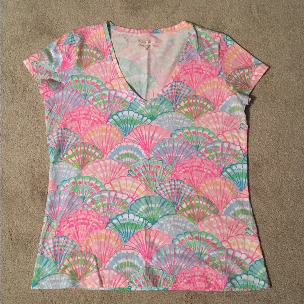 Lilly Pulitzer size M Oh Shello Michele tee