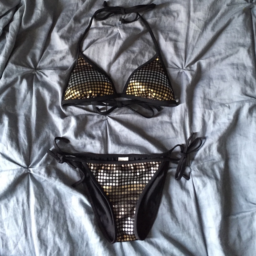 Two piece Guess bikini