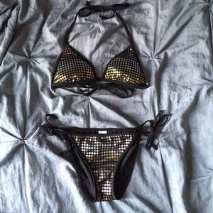 Two piece Guess bikini