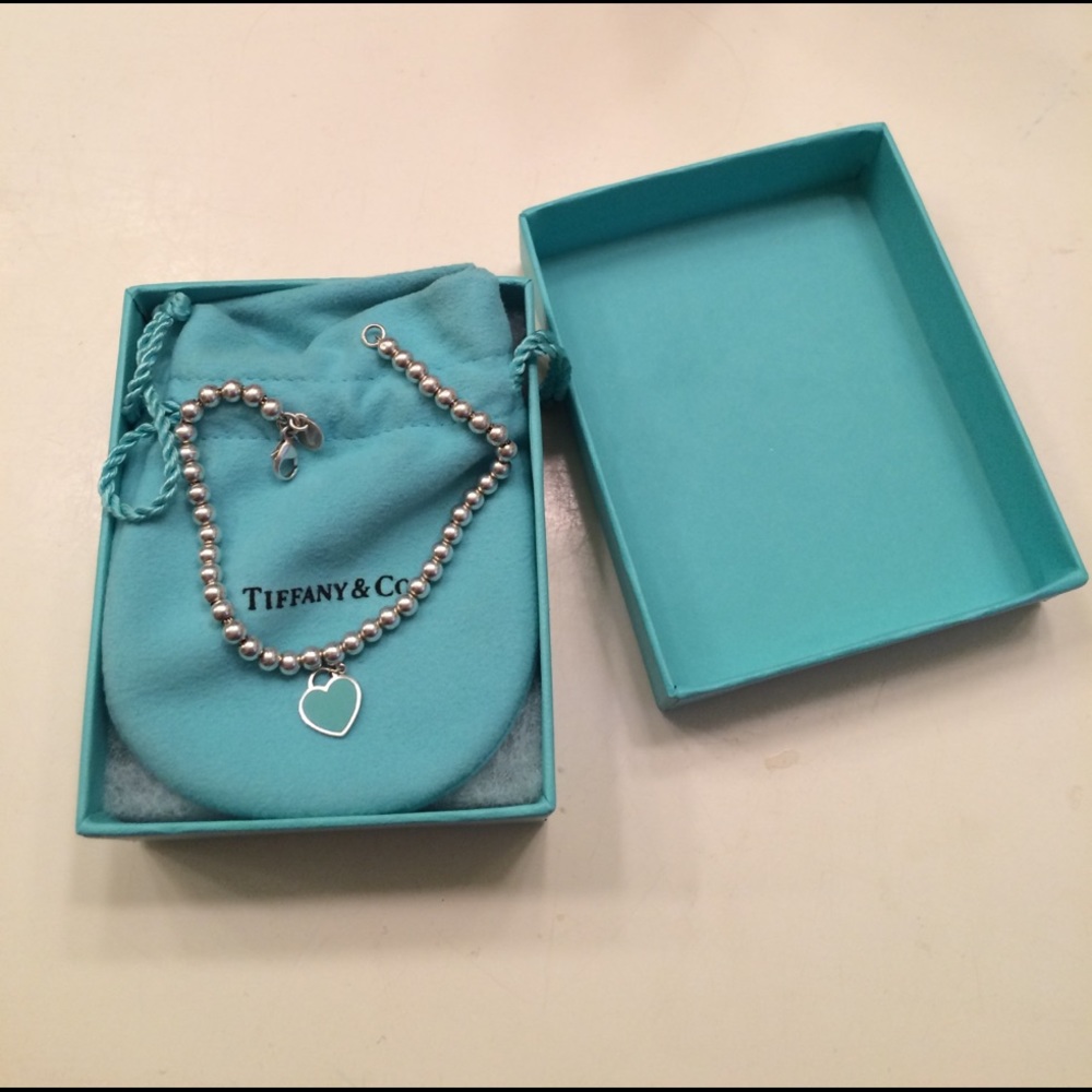 Return to Tiffany bead bracelet