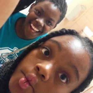 Meet your Posher, Deterika