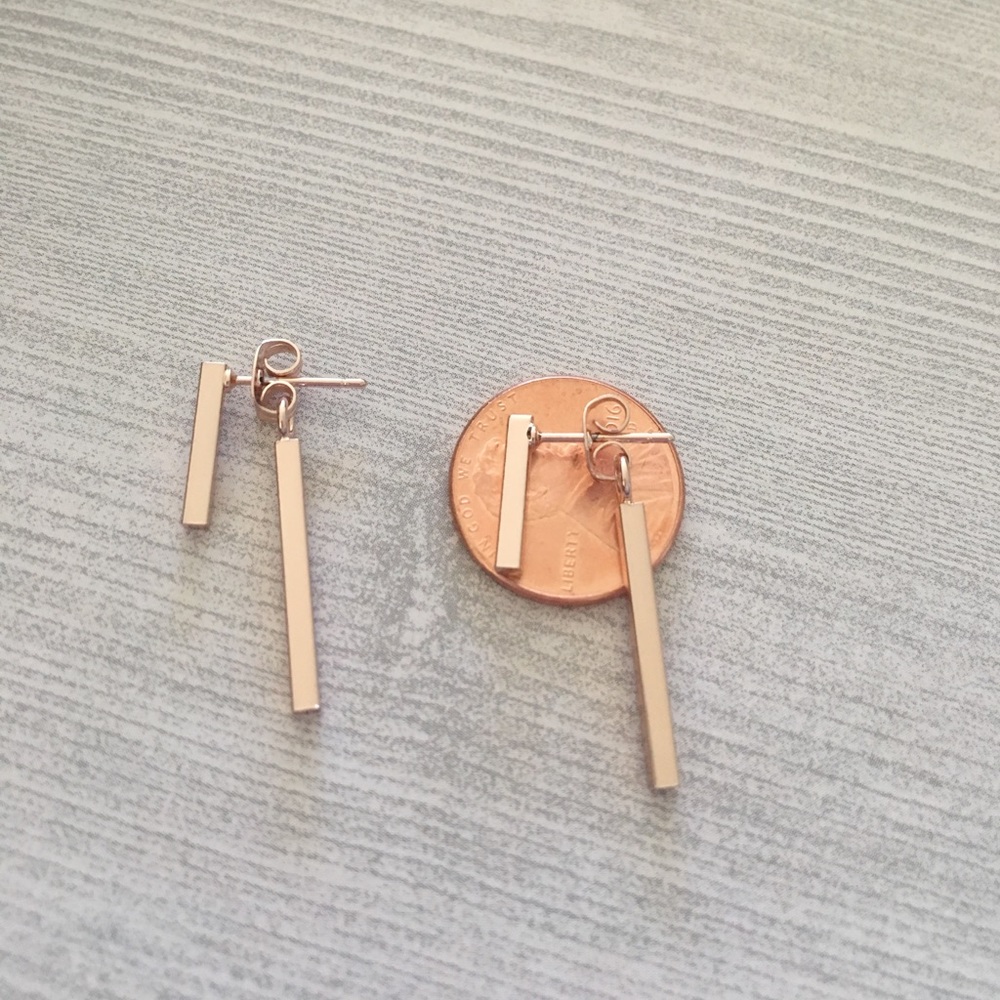 3/$12 Minimalistic earrings- rose gold plated
