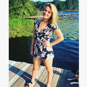 Meet your Posher, Joline