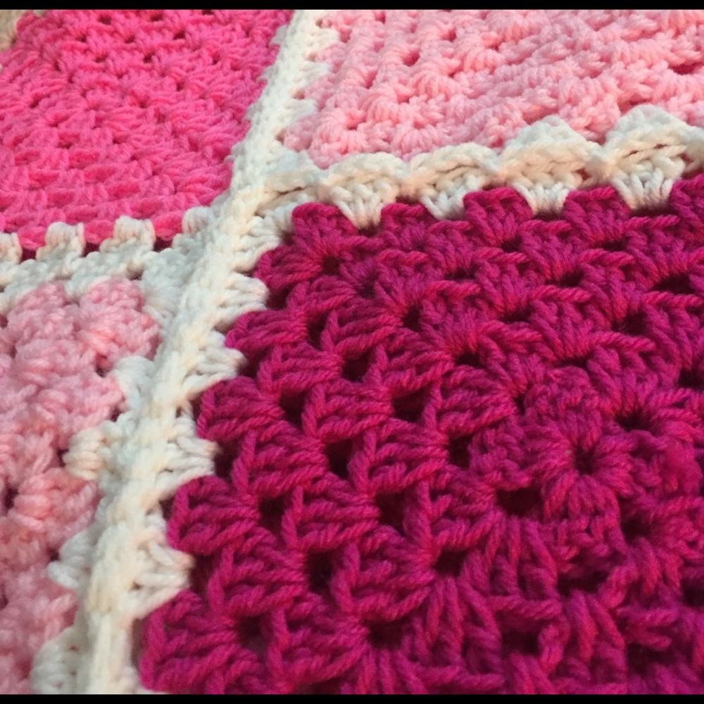 Baby girl homemade multi colored pink Afghan - Picture 3 of 6
