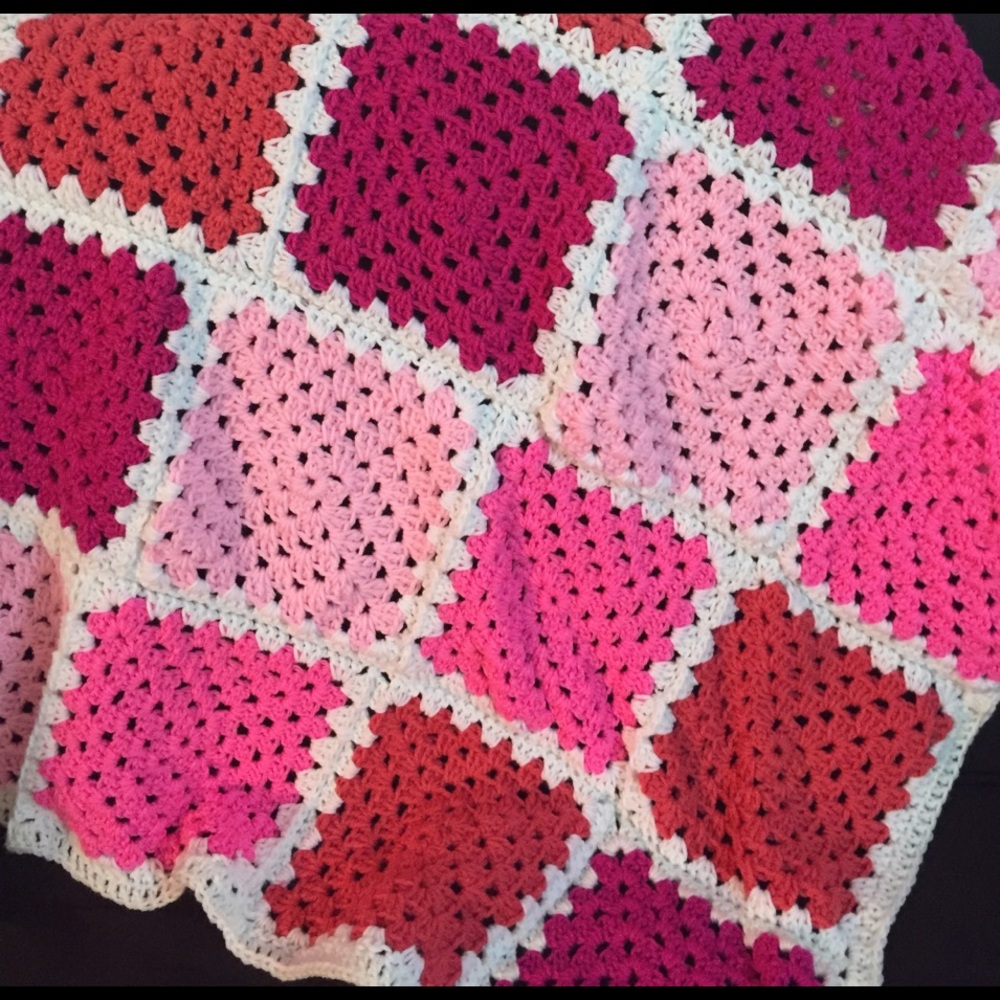 Baby girl homemade multi colored pink Afghan - Picture 4 of 6
