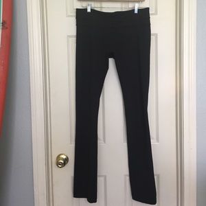 Lululemon Skinny Groove pant size 10