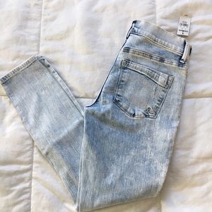 SALE❗️Express Acid Wash Distressed Skinny Jean SALE❗️Express Acid Wash Distressed Skinny Jean