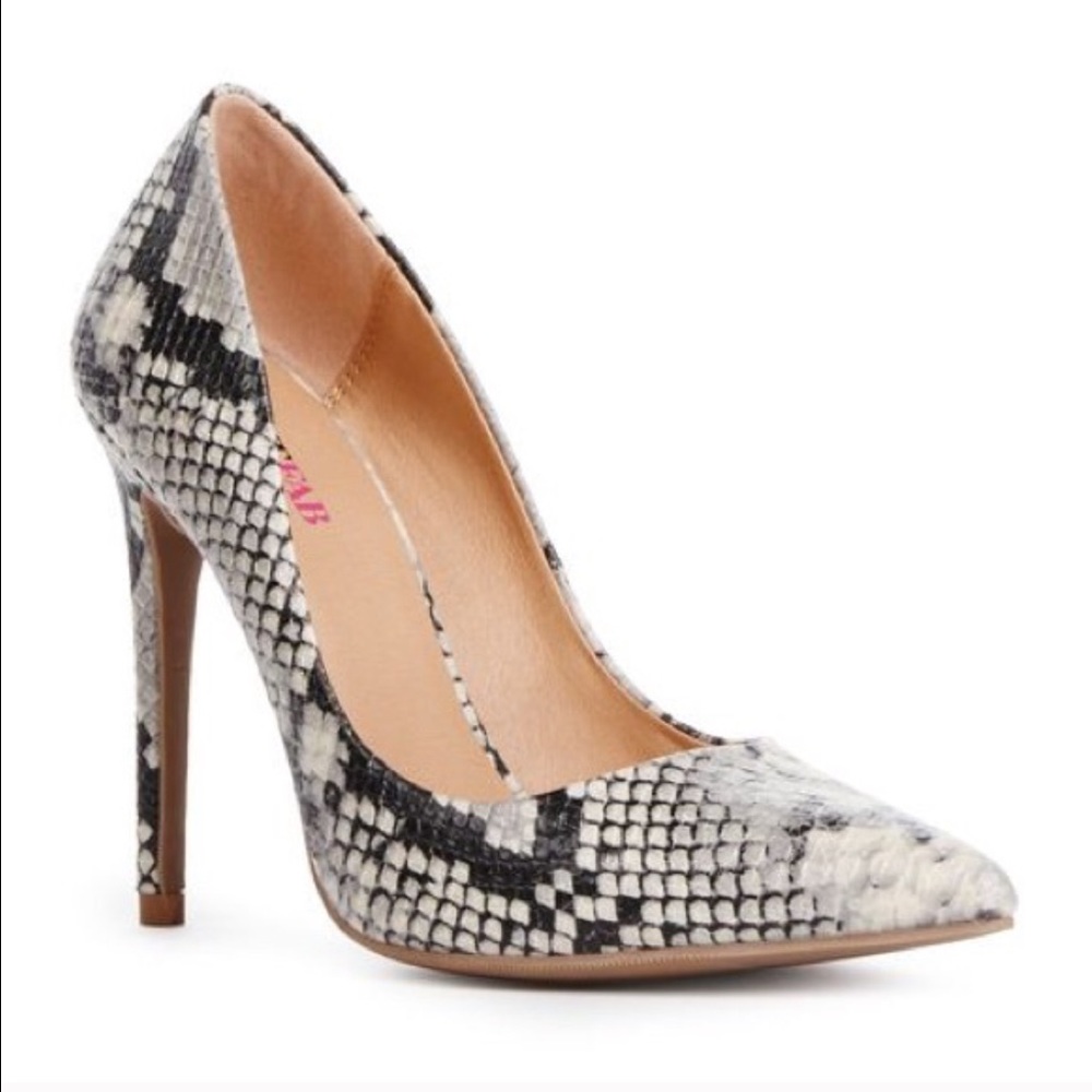 Snake Print Pumps