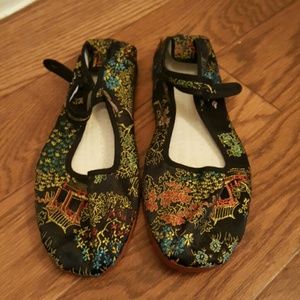 Cute Chinese-style slipper shoes