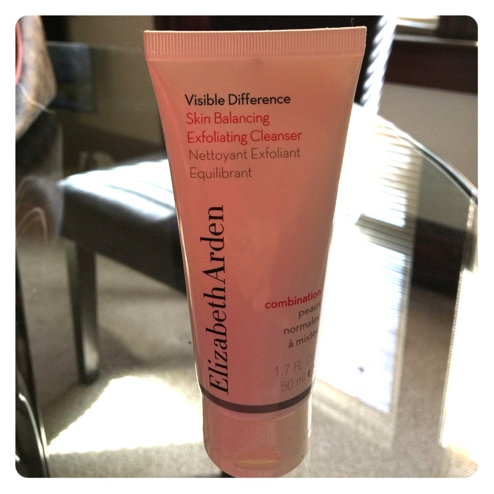 Elizabeth Arden exfoliating cleanser