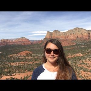 Meet your Posher, Anna