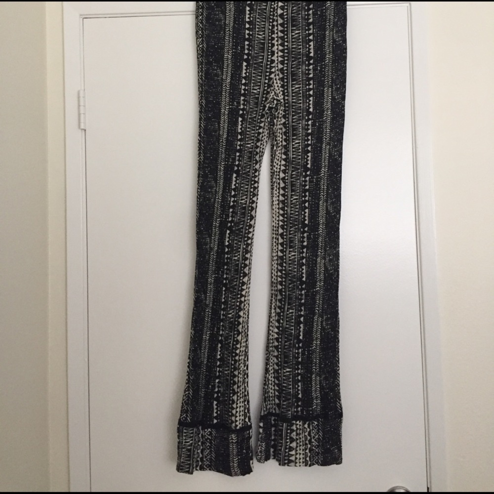 Sold! Volcom flowy pants