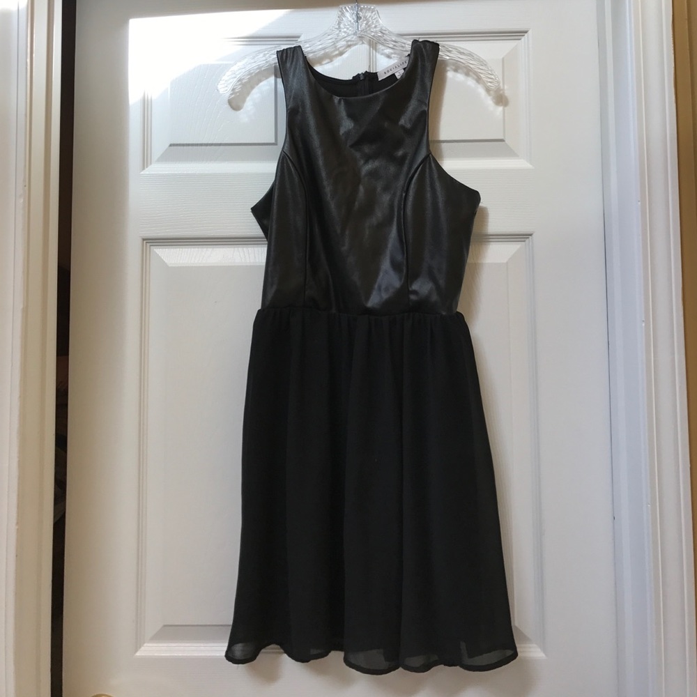 BLACK LEATHER DRESS