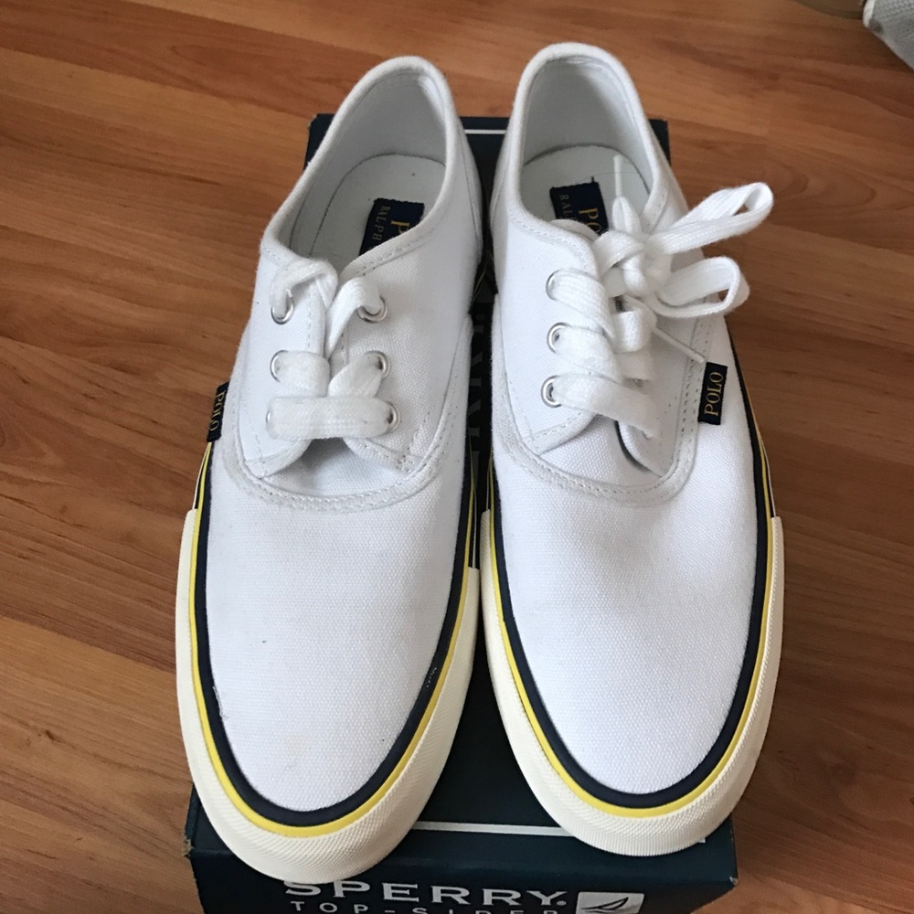 Like new boys polo Ralph Lauren sneakers