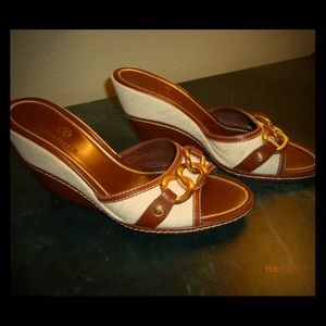 COLE HAAN LEATHER/CANVAS WEDGE