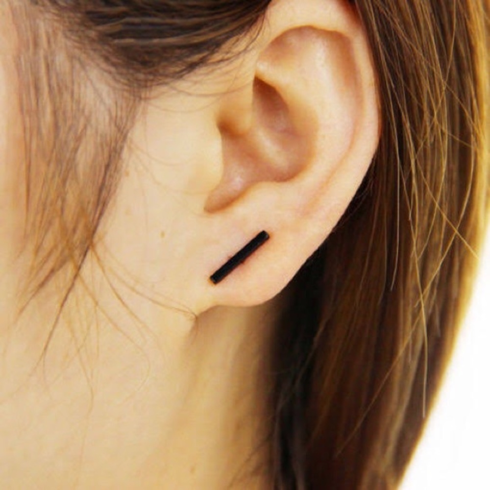 ☀️ Simple & Chic Modern Black Bar Earrings