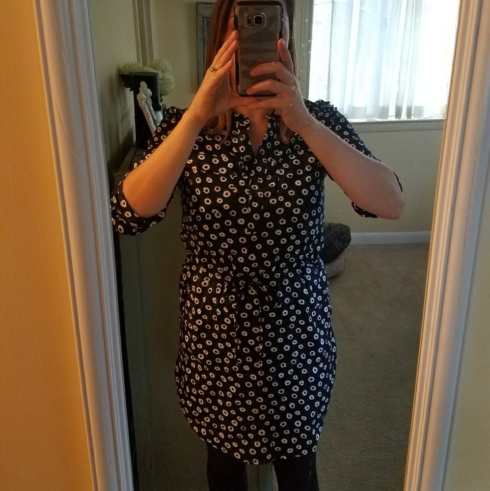 Loft dress with sinch waist and pockets