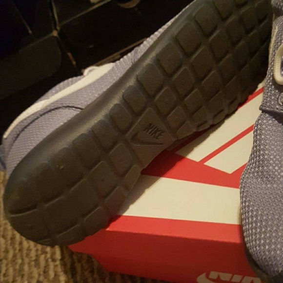 Size 4.5 youth. Low Gray Nike shoes - Picture 3 of 3